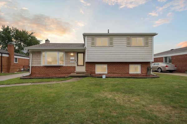 32548 NORWOOD DR, WARREN, MI 48092 - Image 1