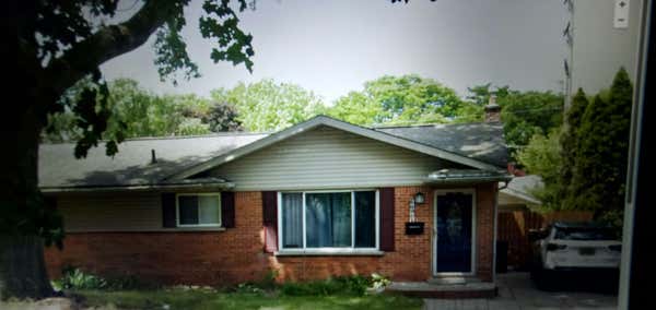 8921 CROWN ST, LIVONIA, MI 48150 - Image 1