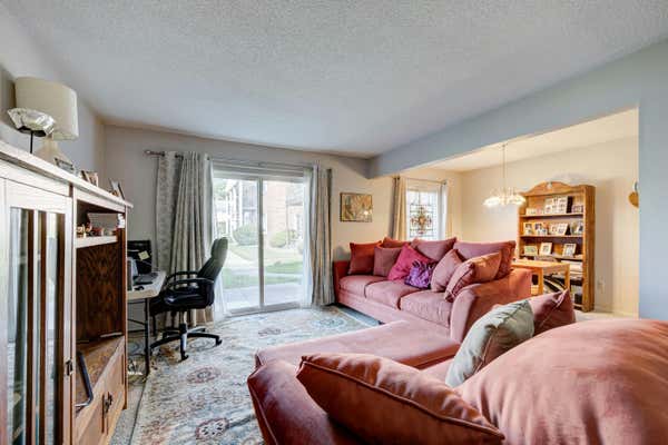 1502 NORMANDY RD APT 113, ROYAL OAK, MI 48073 - Image 1