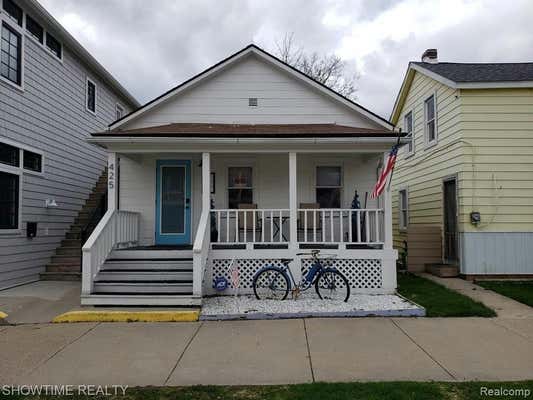 425 BROADWAY ST, MARINE CITY, MI 48039 - Image 1