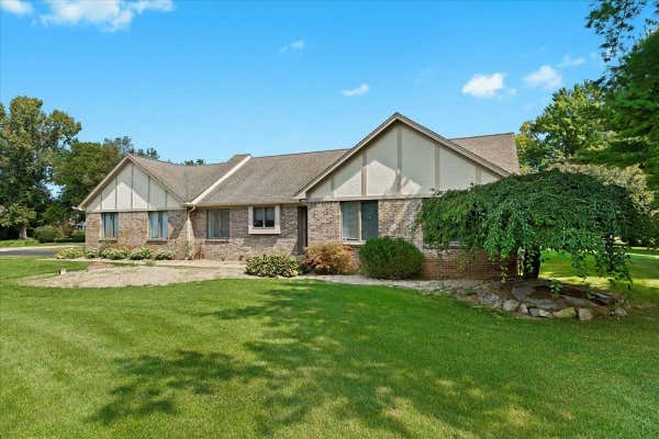 4560 LYNNE LN, COMMERCE TWP, MI 48382 - Image 1