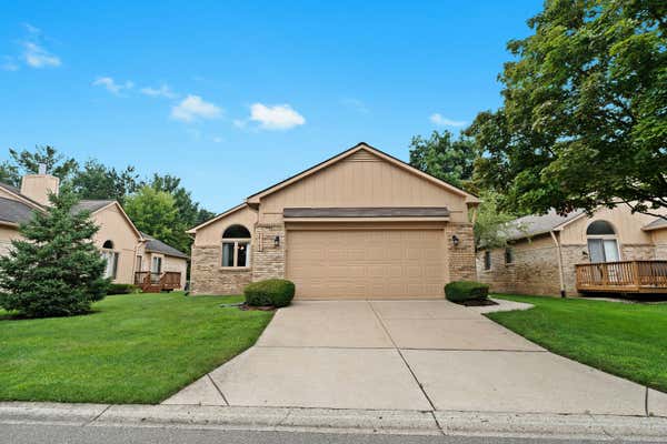 35163 KNOLLWOOD LN, FARMINGTON HILLS, MI 48335 - Image 1