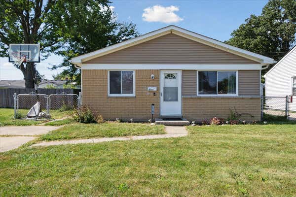 28367 MAPLE ST, ROSEVILLE, MI 48066 - Image 1