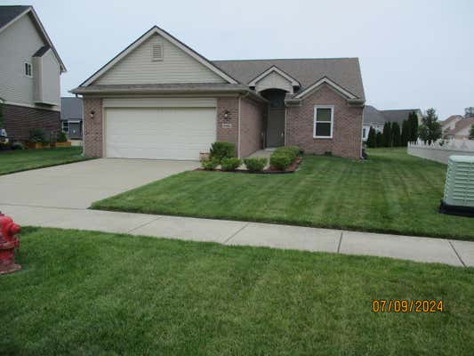 20492 MILBANK ST, WOODHAVEN, MI 48183 - Image 1