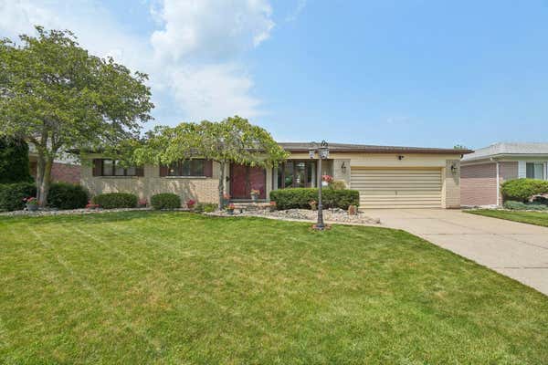 22431 LAVON ST, SAINT CLAIR SHORES, MI 48081 - Image 1