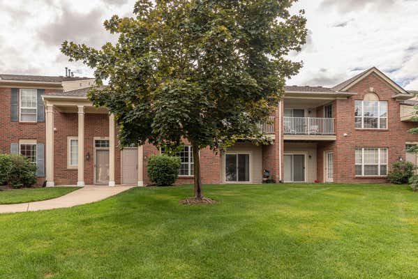 8106 CHESAPEAKE CIR, WALLED LAKE, MI 48390 - Image 1