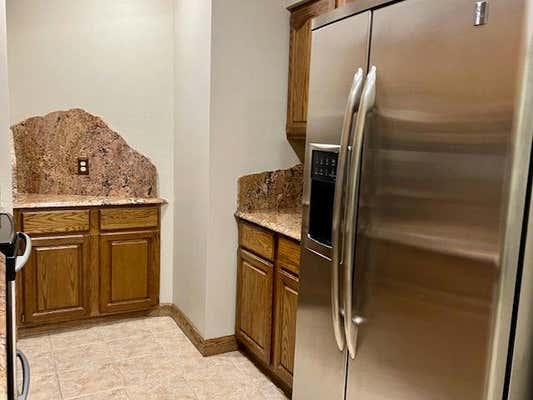 43050 12 OAKS CRESCENT DR APT 3055, NOVI, MI 48377, photo 4 of 40