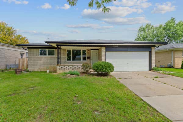 2863 CHESTERFIELD DR, TROY, MI 48083 - Image 1