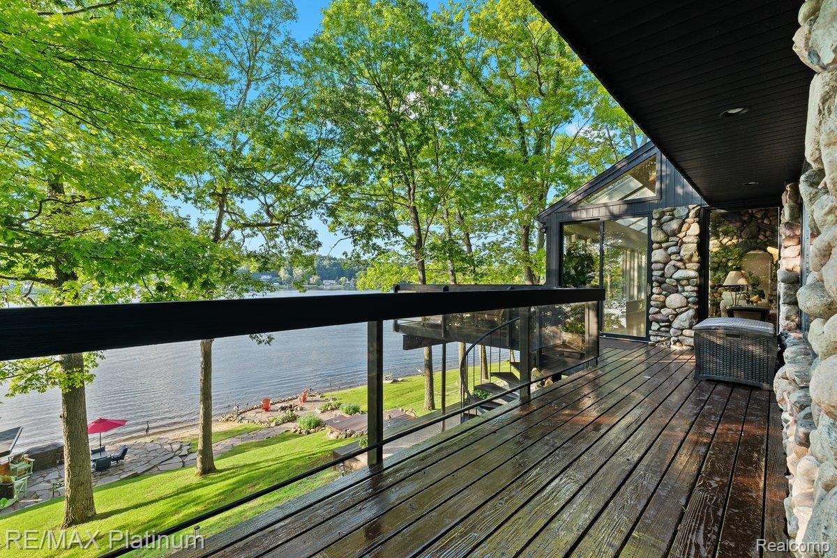 Howell, Michigan, 48843, United States, 4 Bedrooms Bedrooms, ,6 BathroomsBathrooms,Residential,Active,1973360