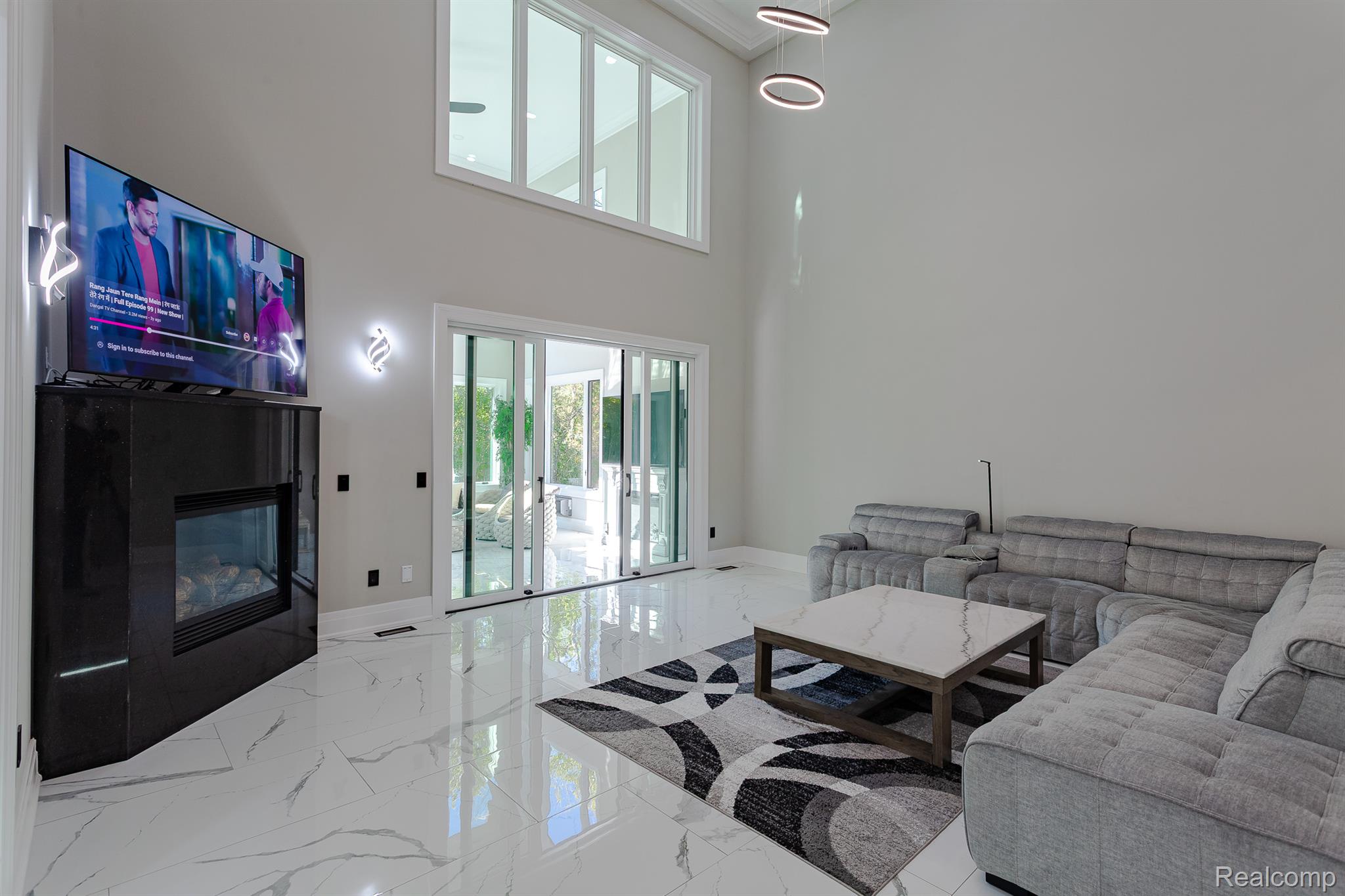 Rochesterhills, Michigan, 48307, United States, 4 Bedrooms Bedrooms, ,5 BathroomsBathrooms,Residential,Active,1962188