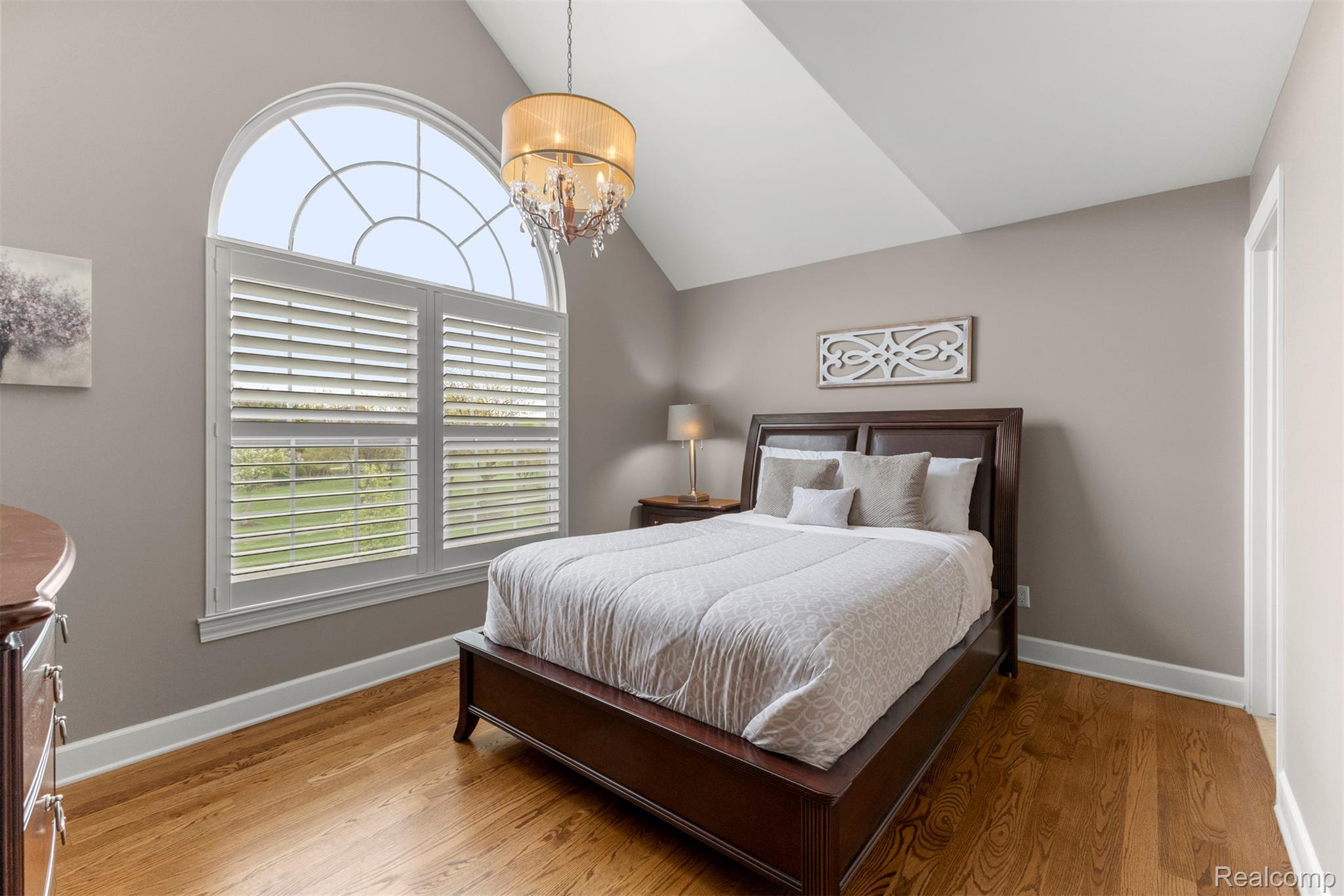 Southlyon, Michigan, 48178, United States, 4 Bedrooms Bedrooms, ,5 BathroomsBathrooms,Residential,Active,2045027