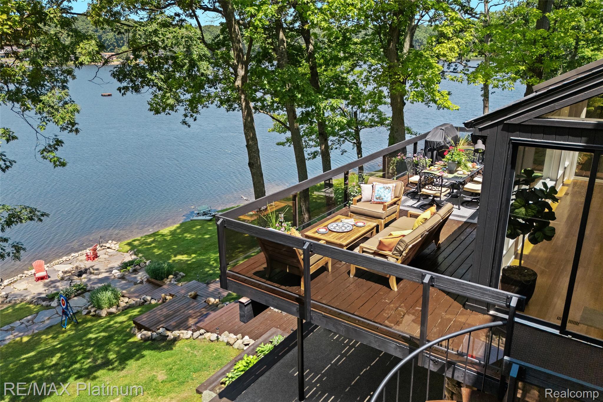 Howell, Michigan, 48843, United States, 4 Bedrooms Bedrooms, ,6 BathroomsBathrooms,Residential,Active,1973360