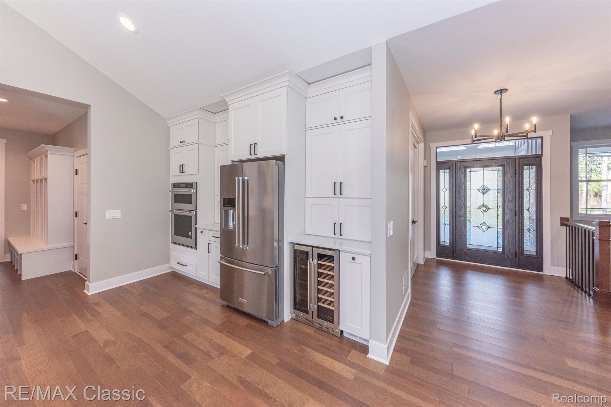 Dexter, Michigan, 48130, United States, 5 Bedrooms Bedrooms, ,6 BathroomsBathrooms,Residential,Active,1820362