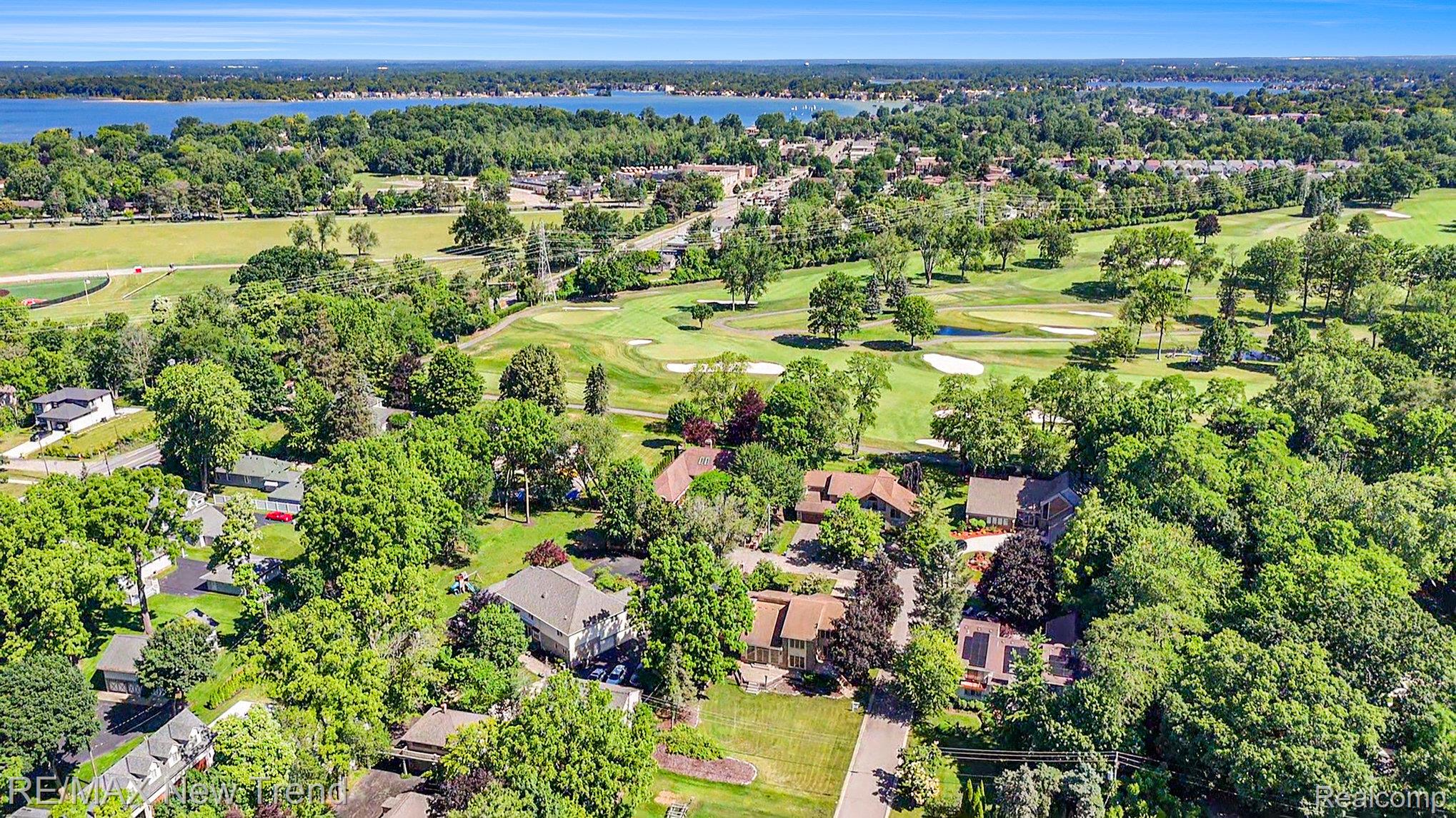 Westbloomfield, Michigan, 48324, United States, 5 Bedrooms Bedrooms, ,5 BathroomsBathrooms,Residential,Active,1922336