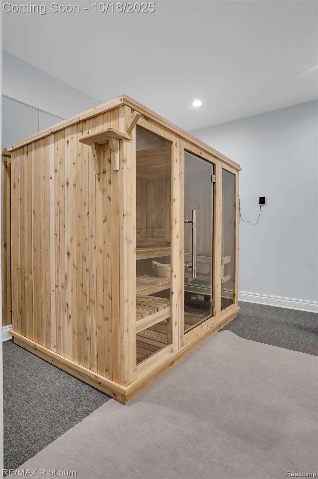 Brighton, Michigan, 48116, United States, 6 Bedrooms Bedrooms, ,7 BathroomsBathrooms,Residential,Active,1965994