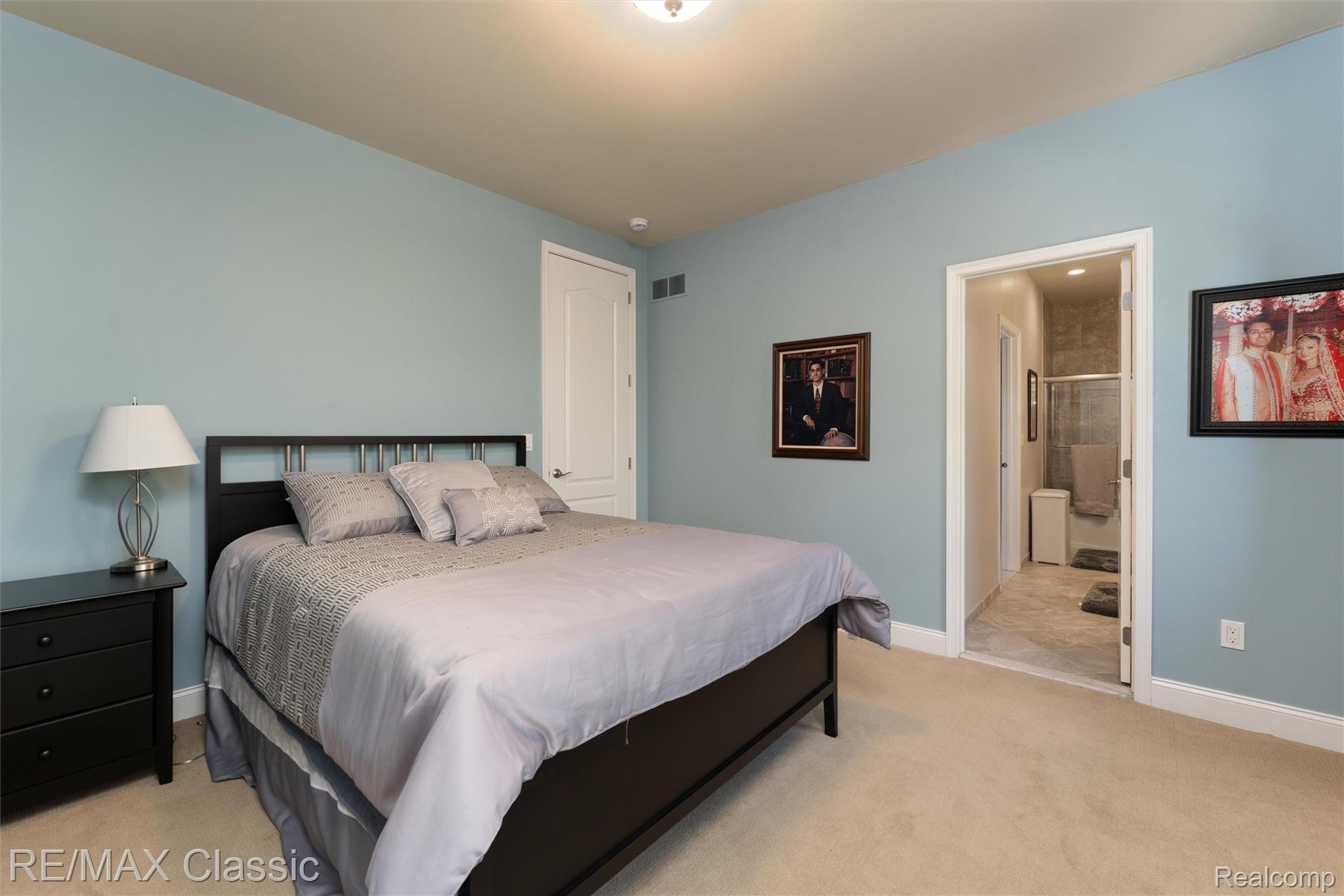 Novi, Michigan, 48374, United States, 5 Bedrooms Bedrooms, ,5 BathroomsBathrooms,Residential,Pending,2052115