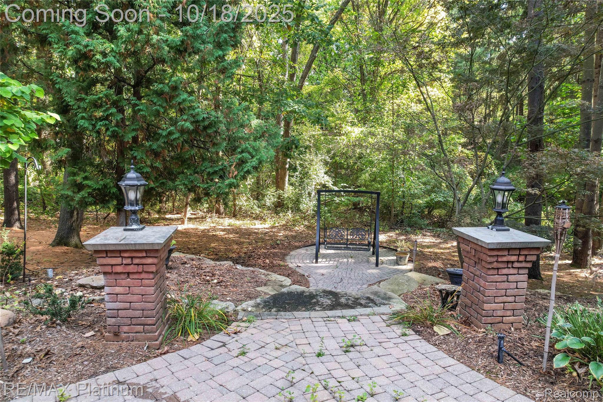 Brighton, Michigan, 48116, United States, 6 Bedrooms Bedrooms, ,7 BathroomsBathrooms,Residential,Active,1965994