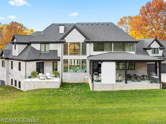 Milford, Michigan, 48381, United States, 3 Bedrooms Bedrooms, ,3 BathroomsBathrooms,Residential,Active,1860258