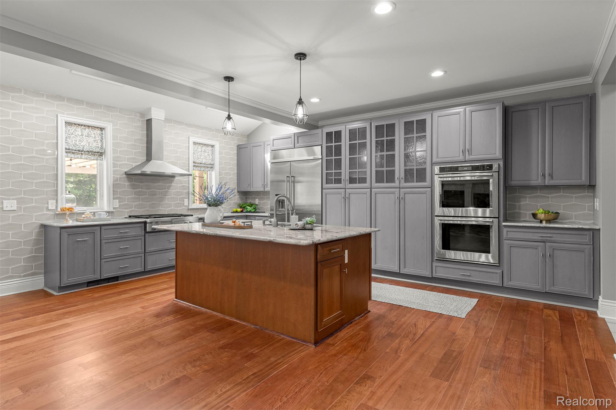 Northville, Michigan, 48167, United States, 5 Bedrooms Bedrooms, ,6 BathroomsBathrooms,Residential,Active,1905093