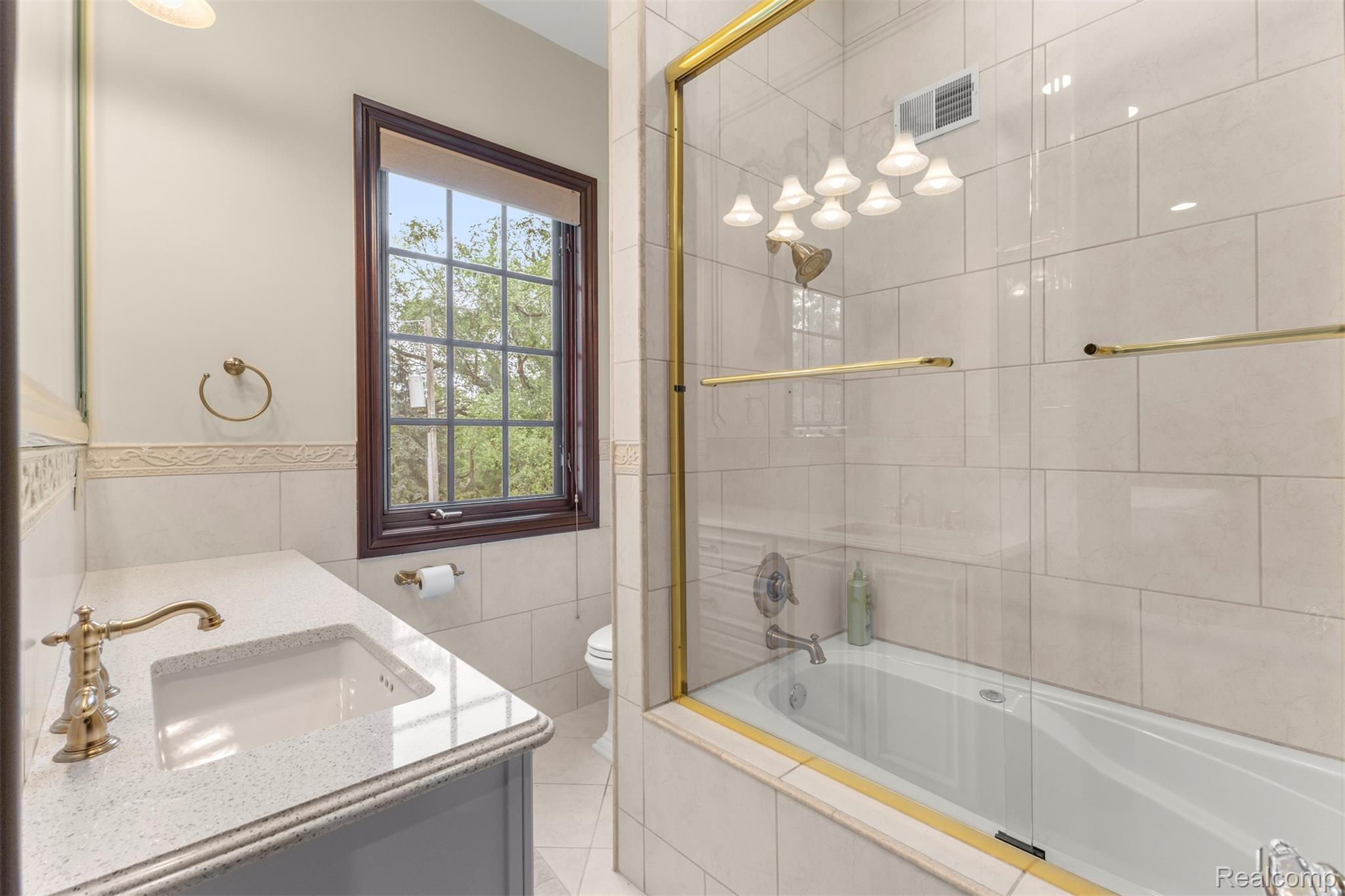 Northville, Michigan, 48168, United States, 9 Bedrooms Bedrooms, ,14 BathroomsBathrooms,Residential,Active,1904136