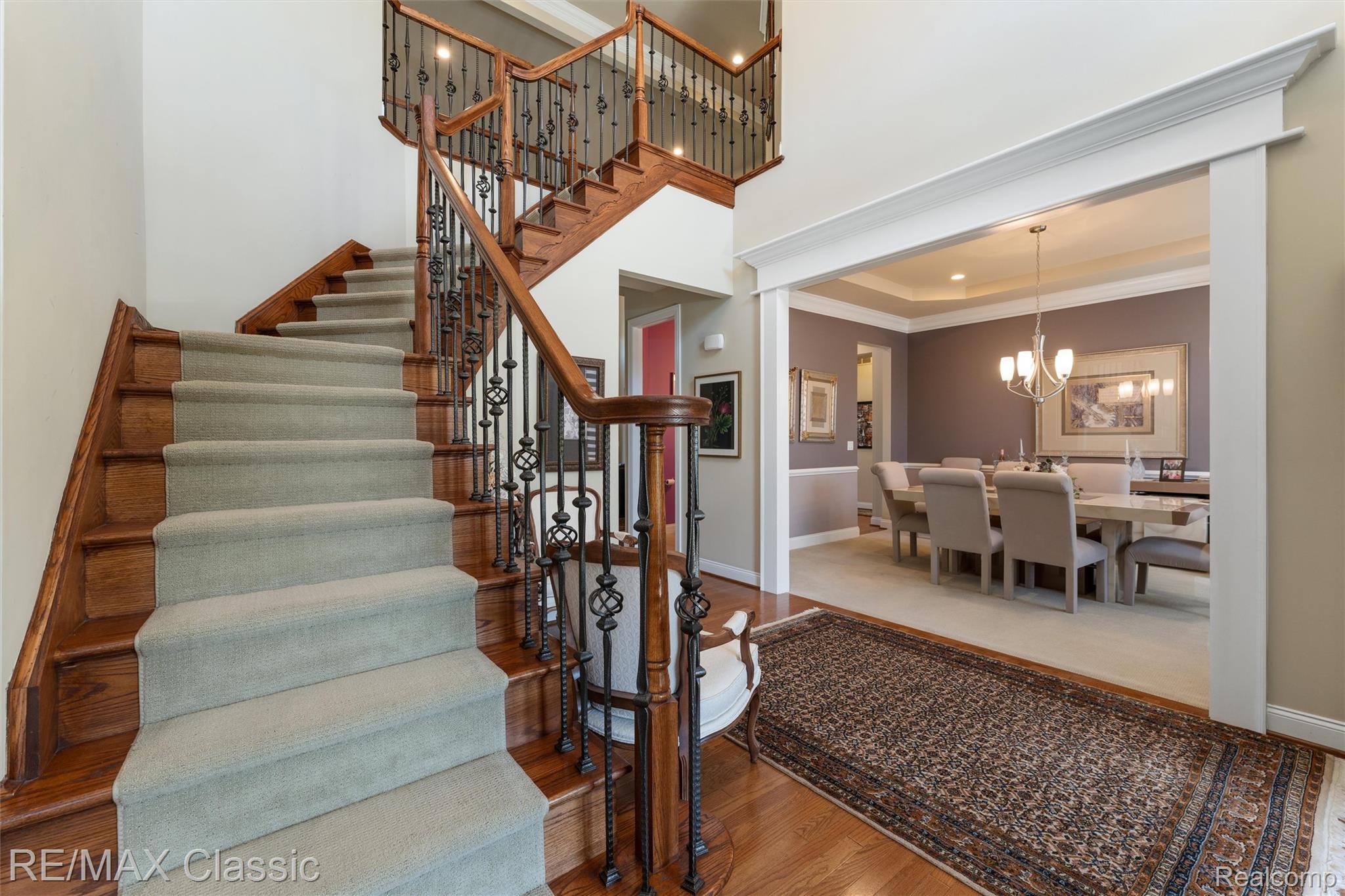 Novi, Michigan, 48374, United States, 5 Bedrooms Bedrooms, ,5 BathroomsBathrooms,Residential,Pending,2052115