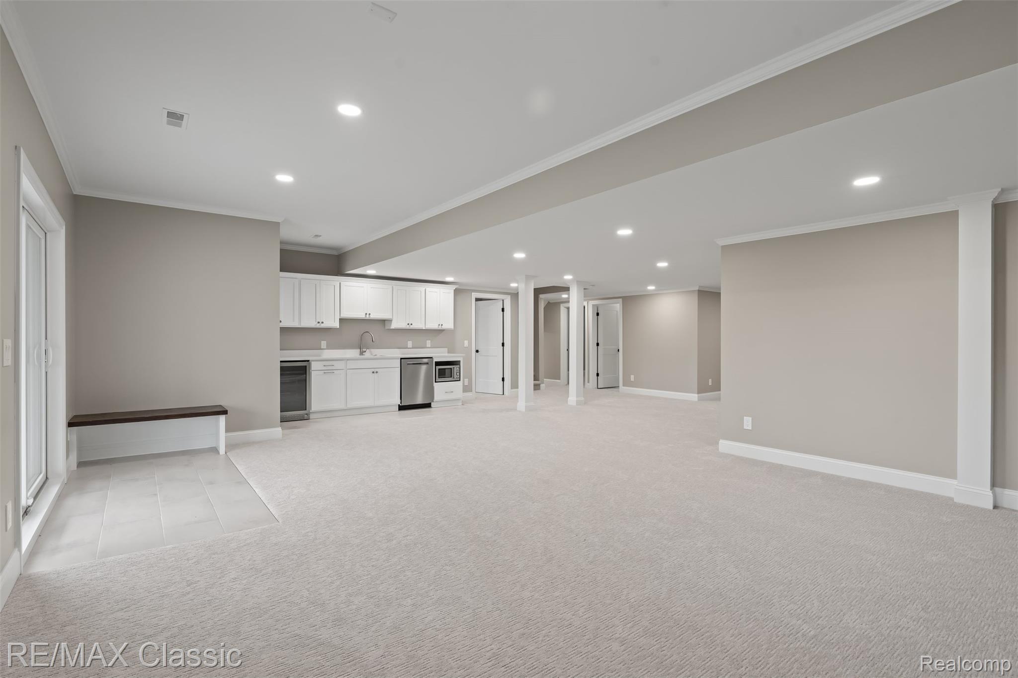 Dexter, Michigan, 48130, United States, 4 Bedrooms Bedrooms, ,4 BathroomsBathrooms,Residential,Active,2036699