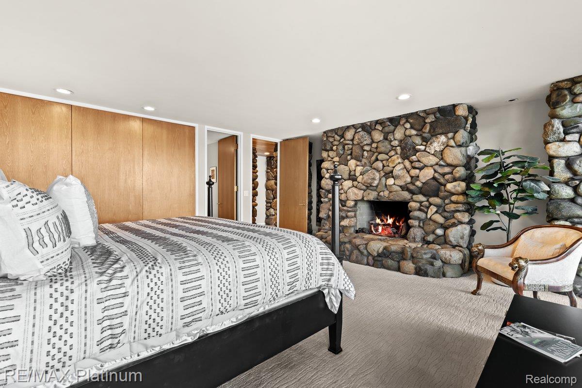 Howell, Michigan, 48843, United States, 4 Bedrooms Bedrooms, ,6 BathroomsBathrooms,Residential,Active,1973360