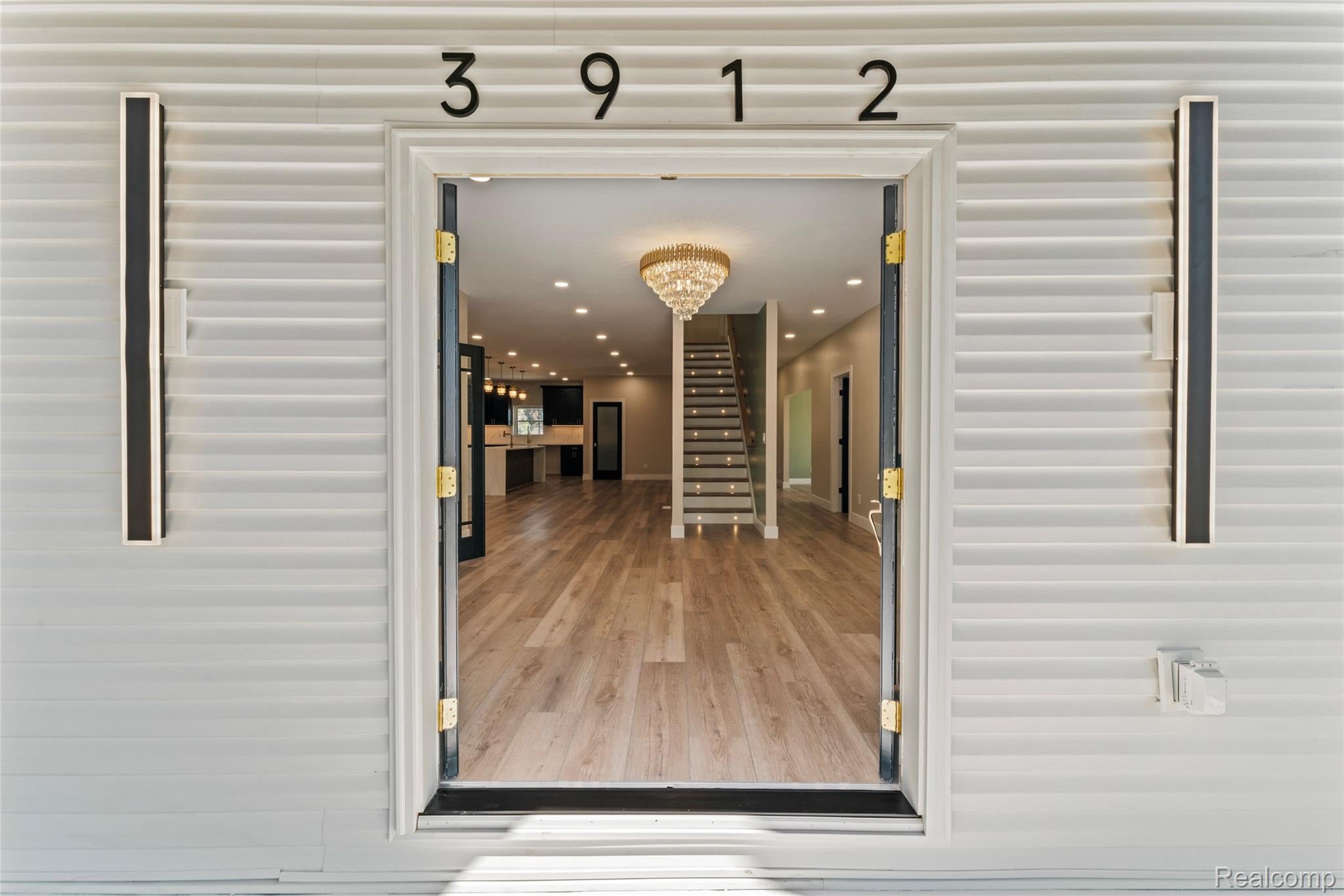 Detroit, Michigan, 48201, United States, 5 Bedrooms Bedrooms, ,6 BathroomsBathrooms,Residential,Active,1963411