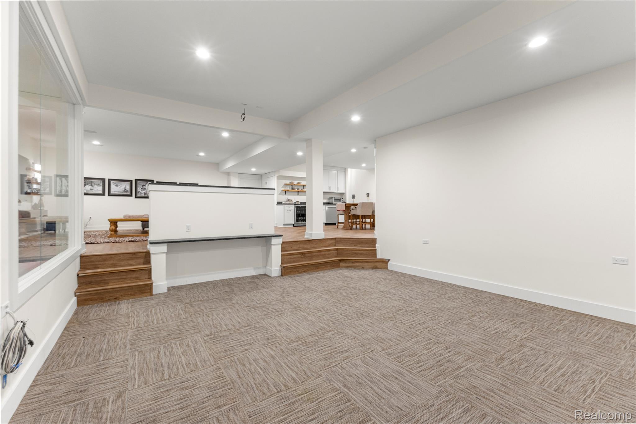 Northville, Michigan, 48168, United States, 5 Bedrooms Bedrooms, ,6 BathroomsBathrooms,Residential,Active,1913964