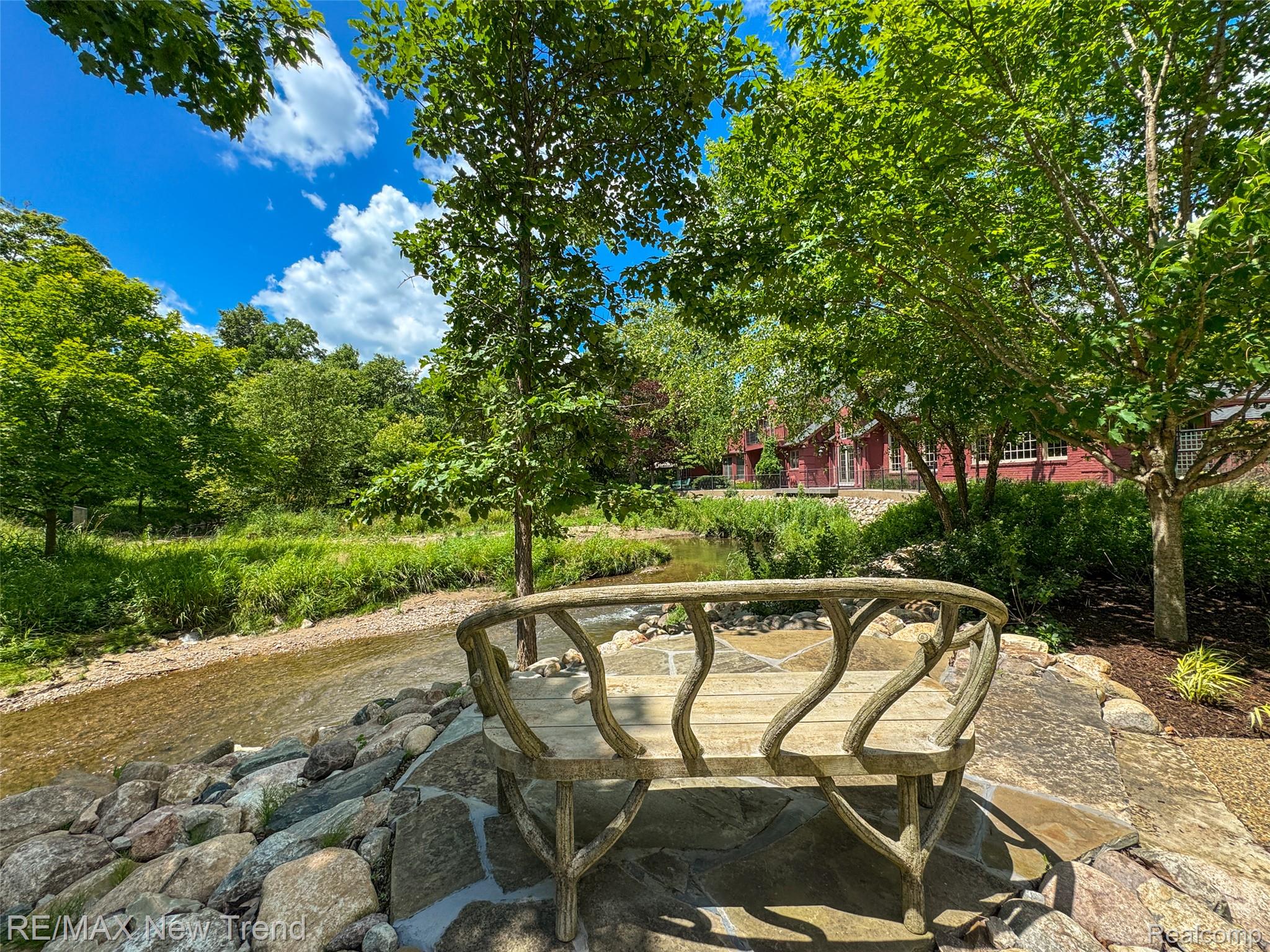 Franklin, Michigan, 48025, United States, 4 Bedrooms Bedrooms, ,4 BathroomsBathrooms,Residential,Active,1926907
