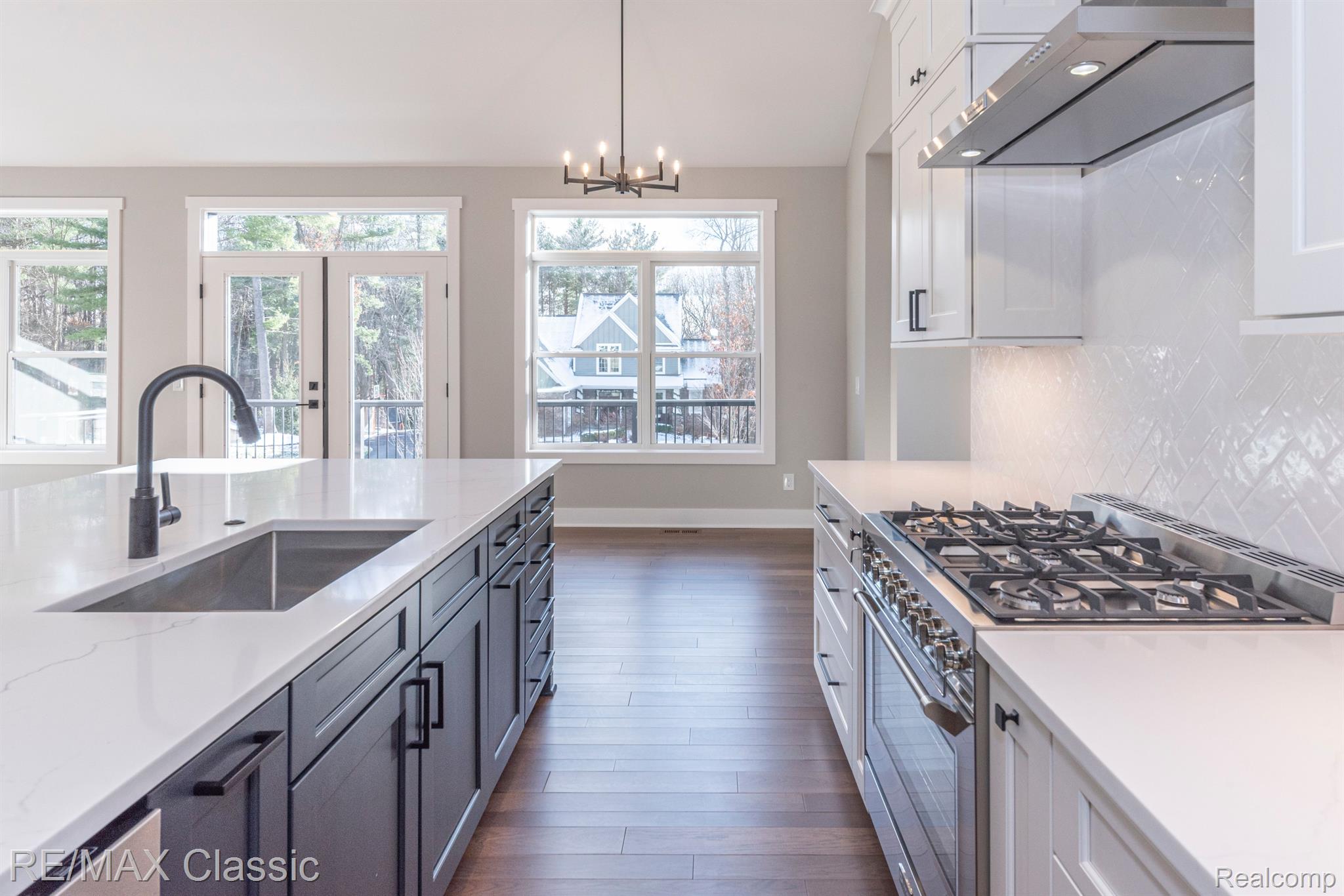 Dexter, Michigan, 48130, United States, 5 Bedrooms Bedrooms, ,6 BathroomsBathrooms,Residential,Active,1820362