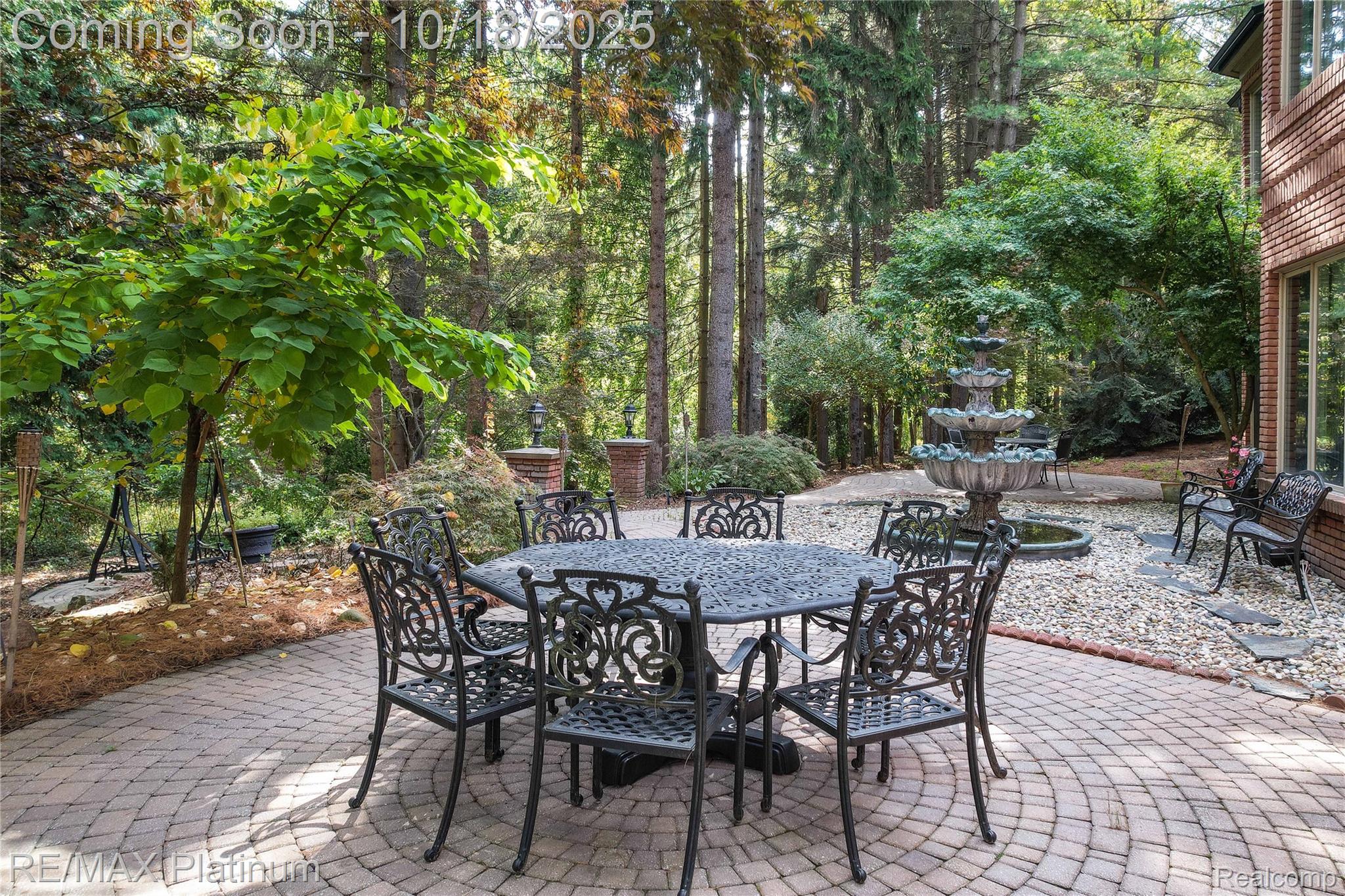 Brighton, Michigan, 48116, United States, 6 Bedrooms Bedrooms, ,7 BathroomsBathrooms,Residential,Active,1965994