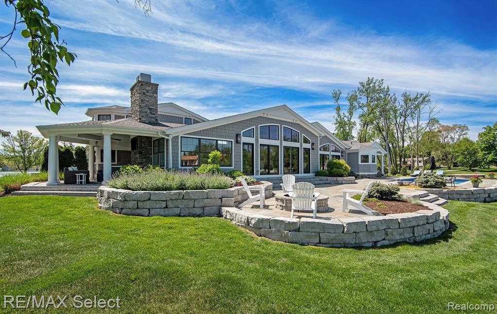 Fenton, Michigan, 48430, United States, 4 Bedrooms Bedrooms, ,4 BathroomsBathrooms,Residential,Active,2015817