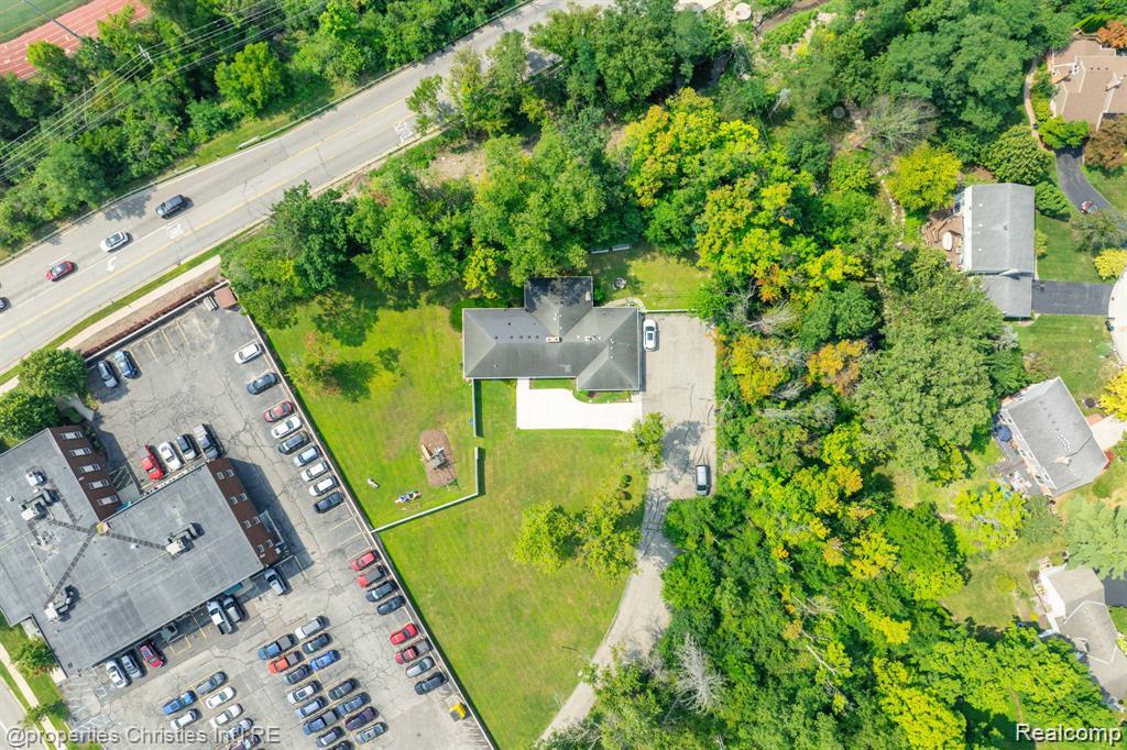 Beverlyhills, Michigan, 48025, United States, 3 Bedrooms Bedrooms, ,3 BathroomsBathrooms,Residential,Active,1997591