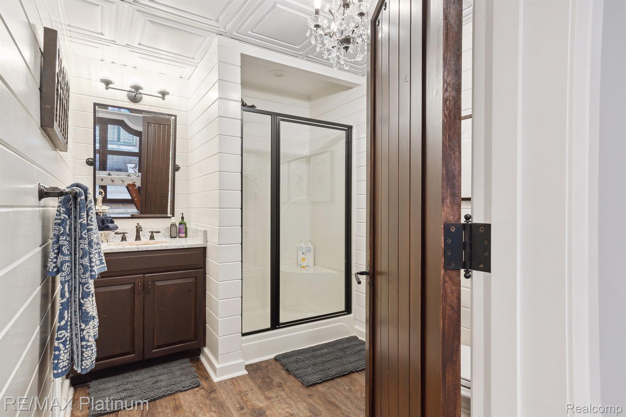 Pinckney, Michigan, 48169, United States, 5 Bedrooms Bedrooms, ,7 BathroomsBathrooms,Residential,Active,1954026