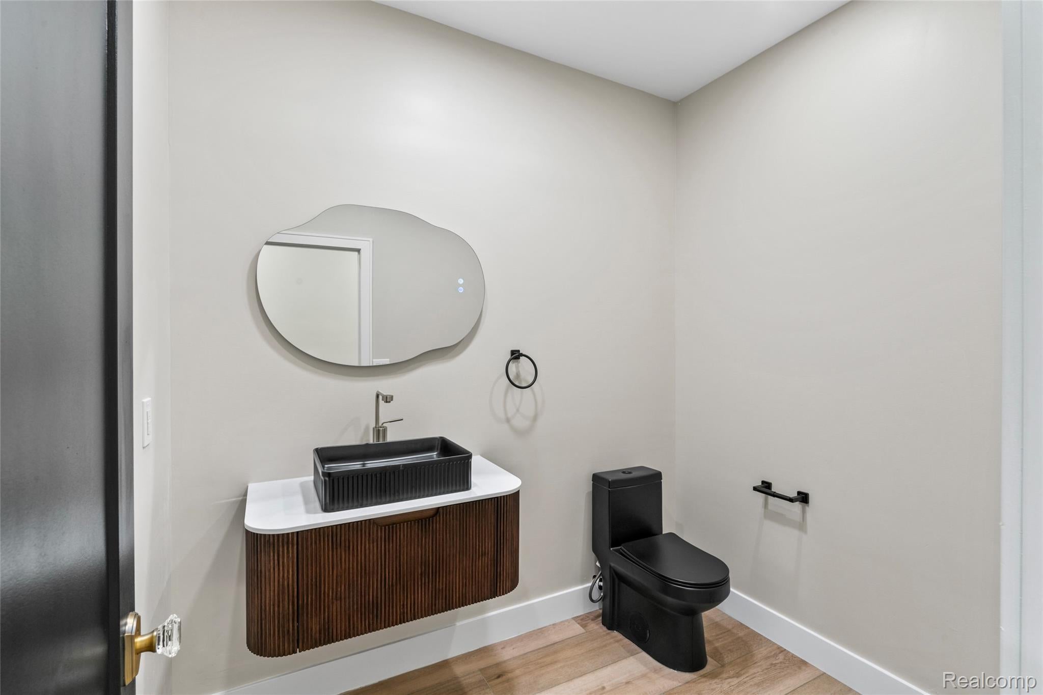 Detroit, Michigan, 48201, United States, 5 Bedrooms Bedrooms, ,6 BathroomsBathrooms,Residential,Active,1963411