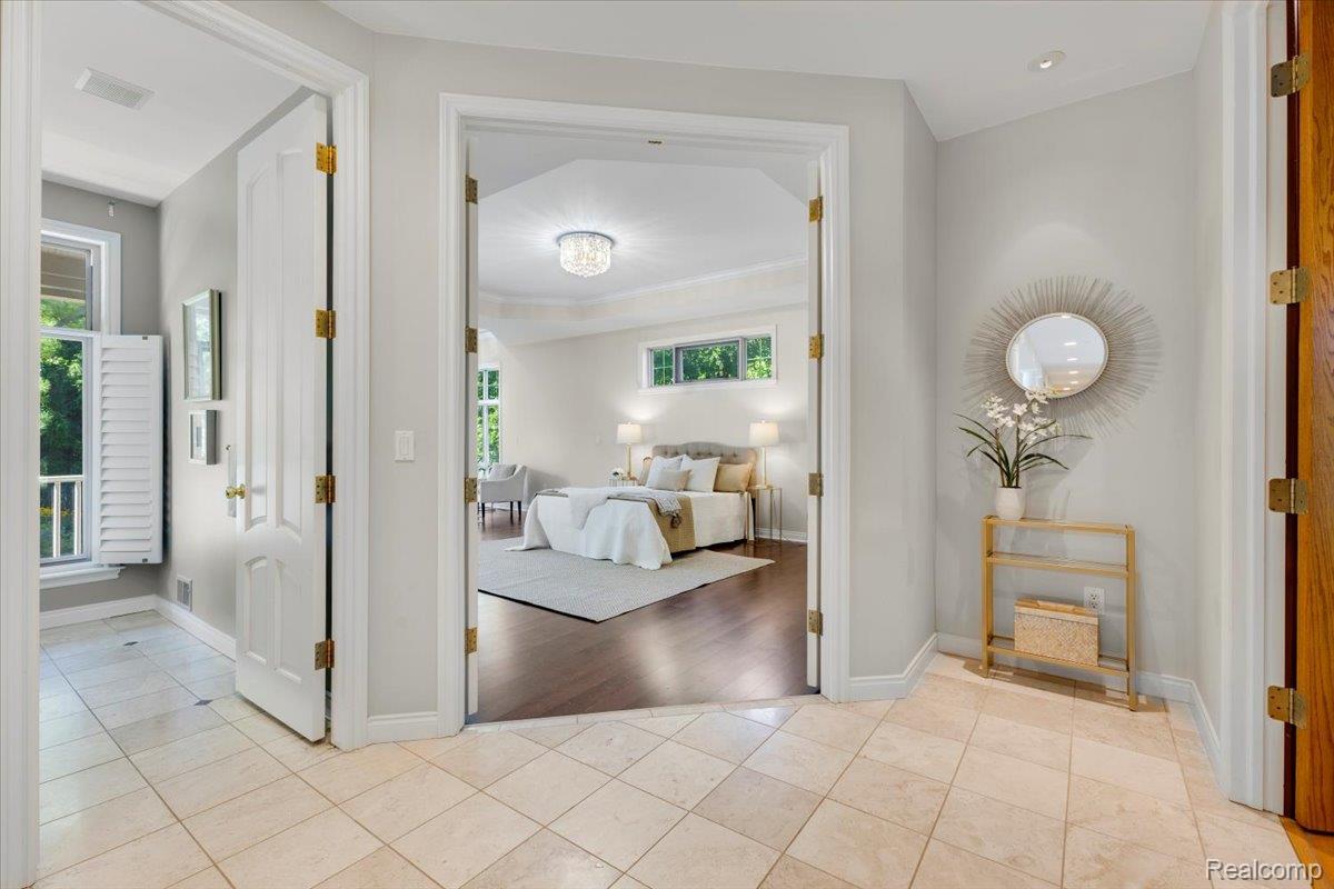 Rochester, Michigan, 48306, United States, 5 Bedrooms Bedrooms, ,6 BathroomsBathrooms,Residential,Active,2009426