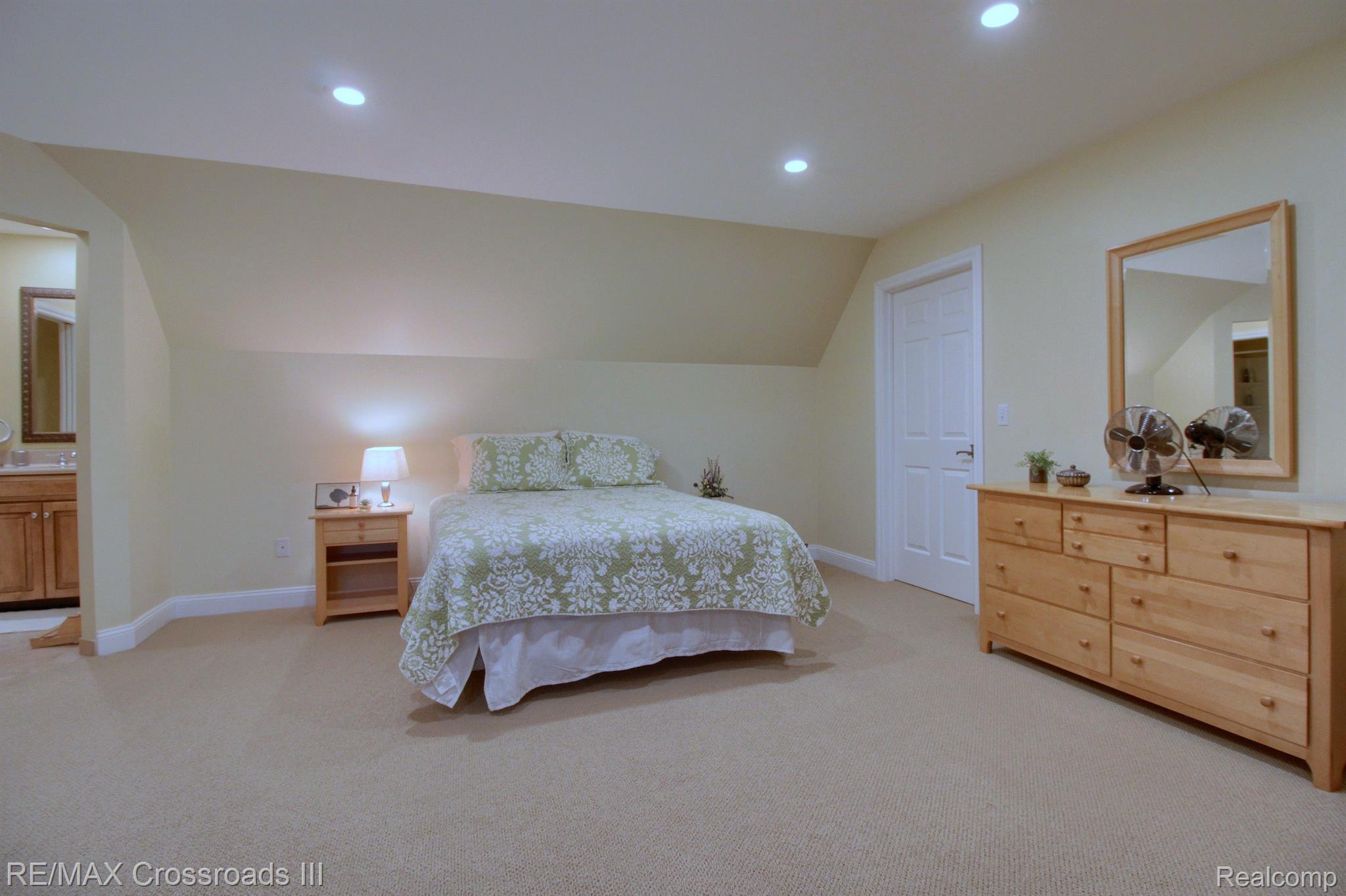 Ypsilanti, Michigan, 48198, United States, 4 Bedrooms Bedrooms, ,4 BathroomsBathrooms,Residential,Active,1900178