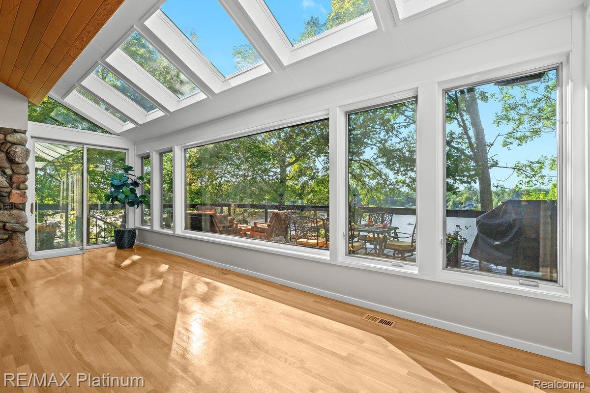 Howell, Michigan, 48843, United States, 4 Bedrooms Bedrooms, ,6 BathroomsBathrooms,Residential,Active,1973360