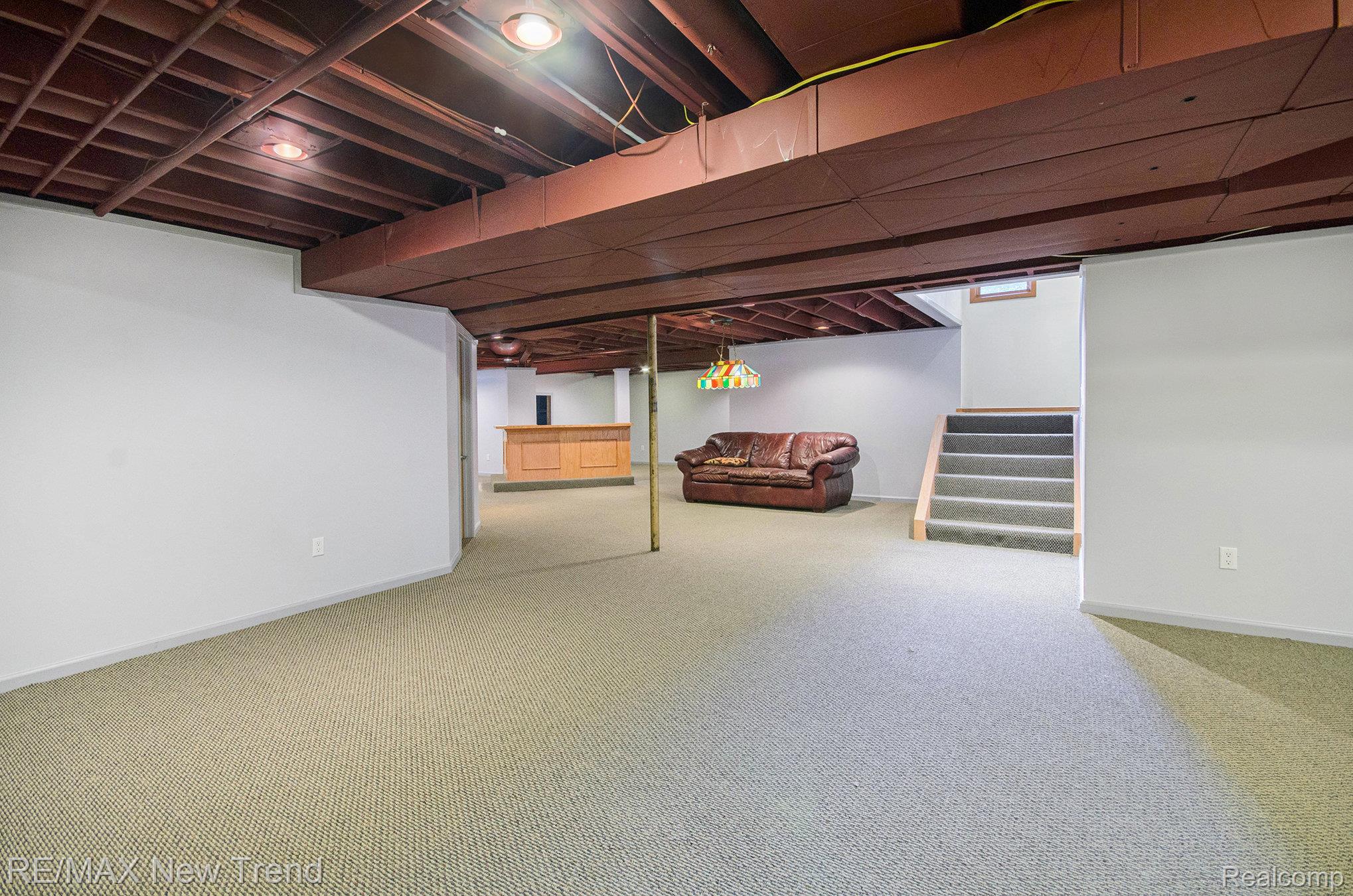Westbloomfield, Michigan, 48324, United States, 5 Bedrooms Bedrooms, ,5 BathroomsBathrooms,Residential,Active,1922336