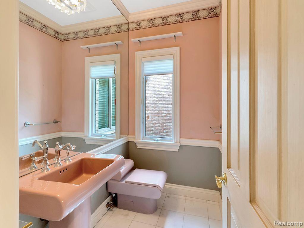 Northville, Michigan, 48167, United States, 6 Bedrooms Bedrooms, ,6 BathroomsBathrooms,Residential,Active,1850675