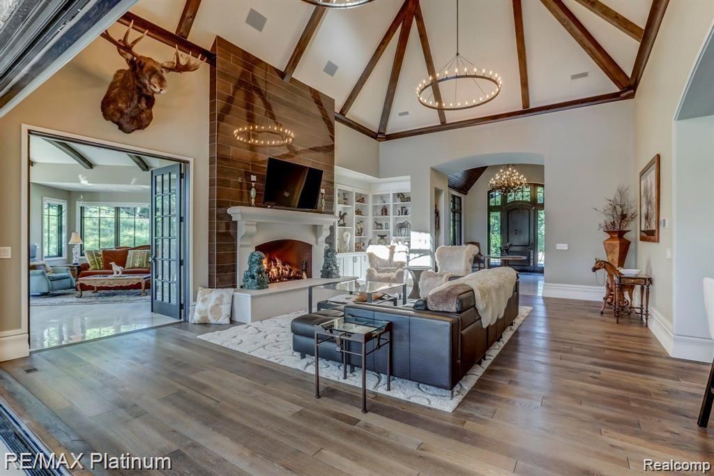 Howell, Michigan, 48843, United States, 5 Bedrooms Bedrooms, ,6 BathroomsBathrooms,Residential,Active,1714075