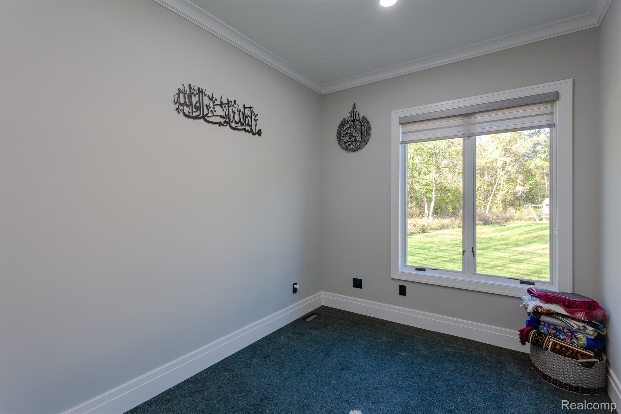 Rochesterhills, Michigan, 48307, United States, 4 Bedrooms Bedrooms, ,5 BathroomsBathrooms,Residential,Active,1962188