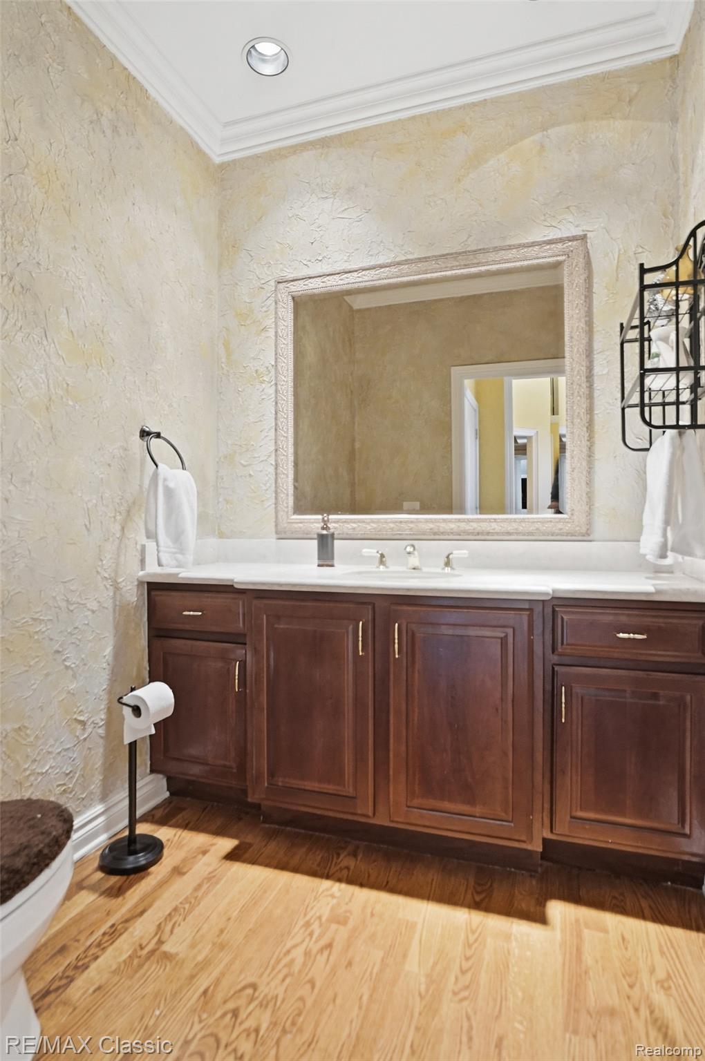 Novi, Michigan, 48374, United States, 4 Bedrooms Bedrooms, ,6 BathroomsBathrooms,Residential,Active,1973284