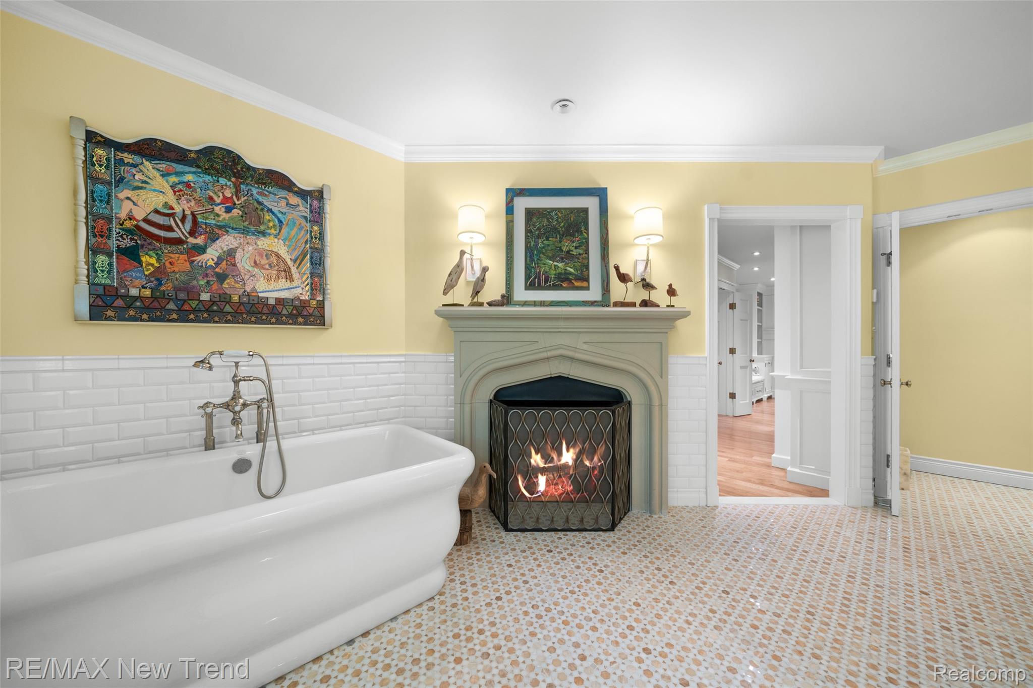 Franklin, Michigan, 48025, United States, 4 Bedrooms Bedrooms, ,4 BathroomsBathrooms,Residential,Active,1926907