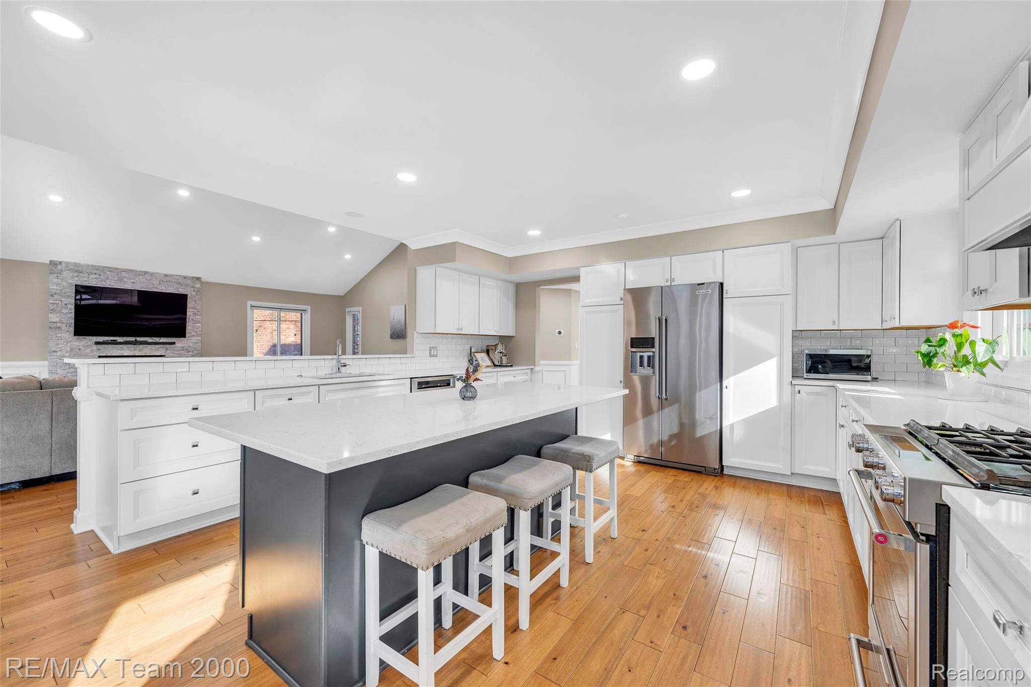 Dearborn, Michigan, 48124, United States, 4 Bedrooms Bedrooms, ,4 BathroomsBathrooms,Residential,Active,1985553