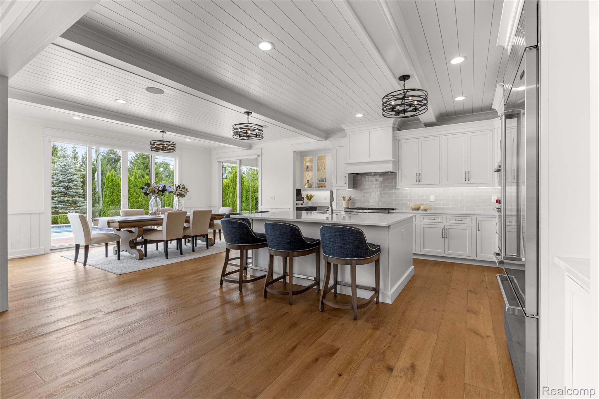 Northville, Michigan, 48168, United States, 5 Bedrooms Bedrooms, ,6 BathroomsBathrooms,Residential,Active,1913964