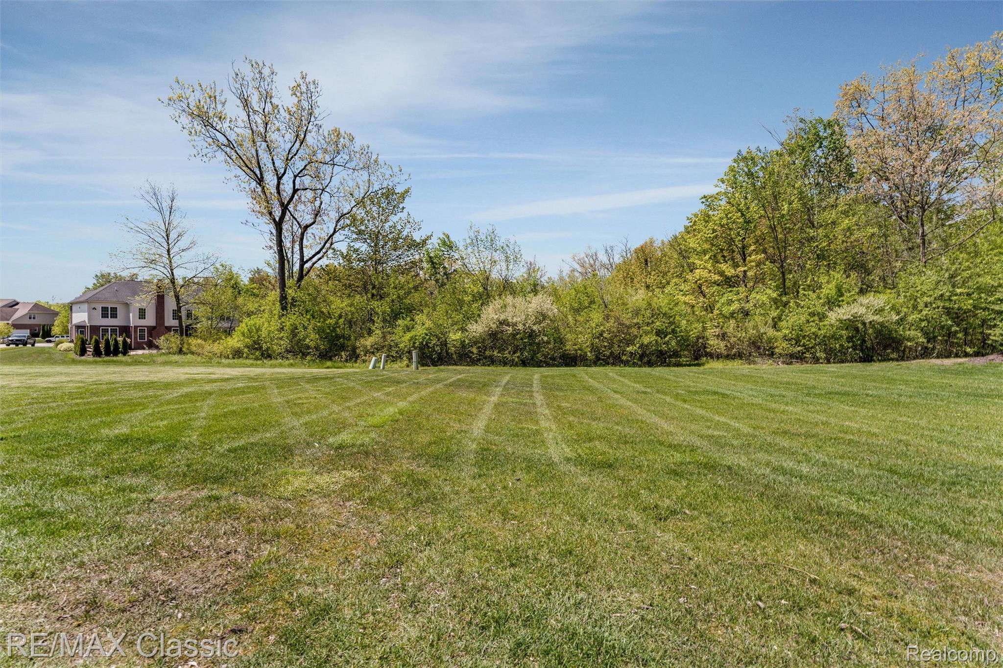 Novi, Michigan, 48374, United States, 5 Bedrooms Bedrooms, ,5 BathroomsBathrooms,Residential,Pending,2052115