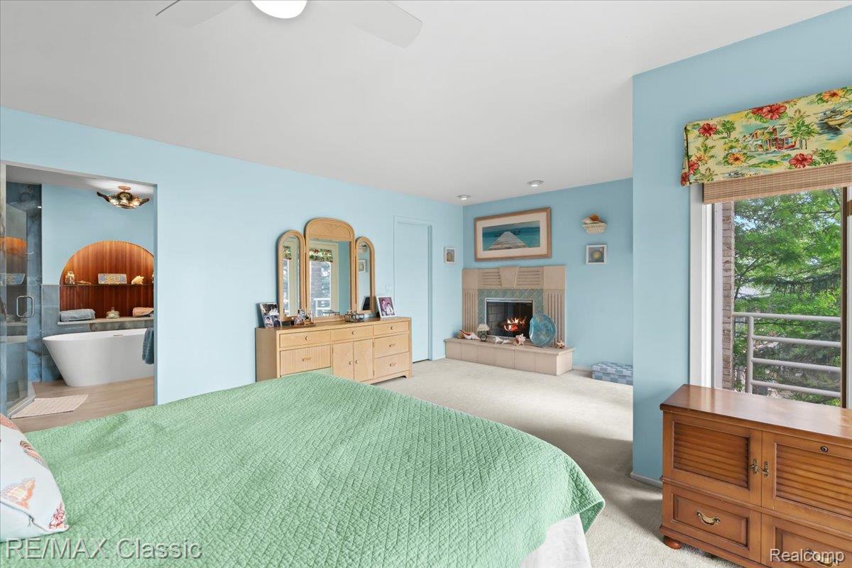Commercetwp, Michigan, 48382, United States, 3 Bedrooms Bedrooms, ,4 BathroomsBathrooms,Residential,Active,1893215