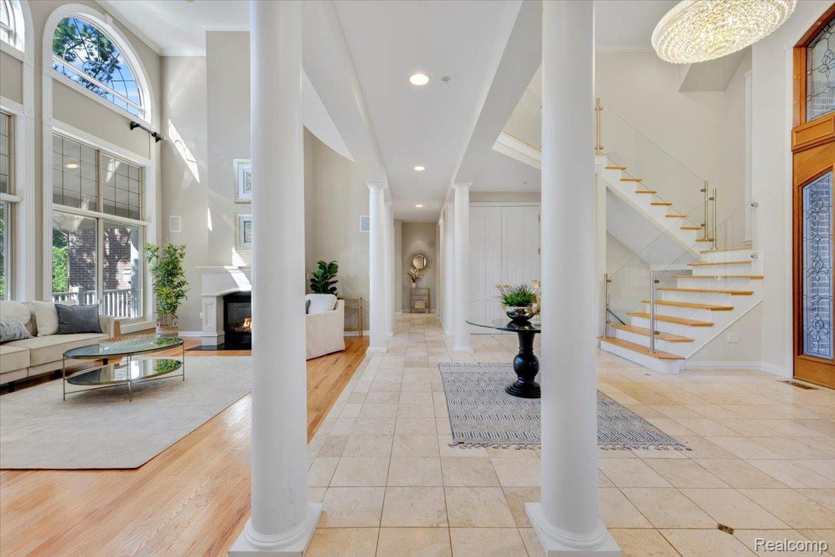 Rochester, Michigan, 48306, United States, 5 Bedrooms Bedrooms, ,6 BathroomsBathrooms,Residential,Active,2009426